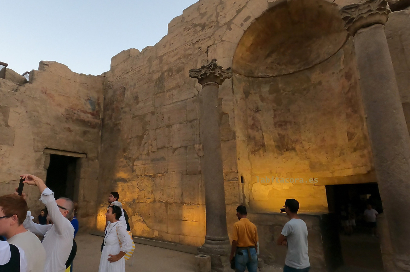 La Cámara del Divino Rey en el templo de Lúxor. Egipto