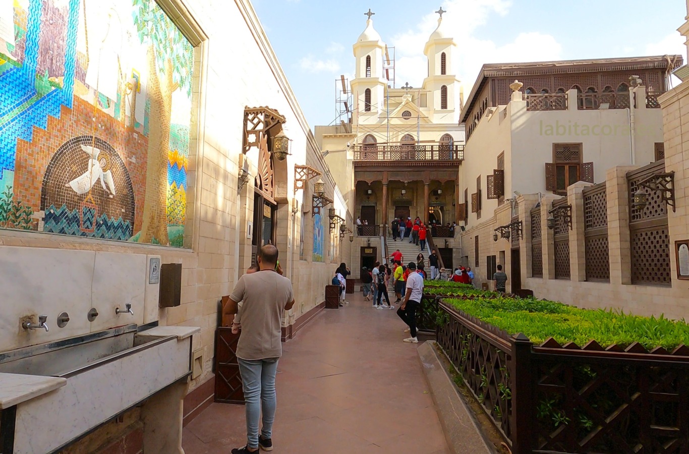 La Iglesia copta de la Virgen María o la Iglesia colgante de El Cairo
