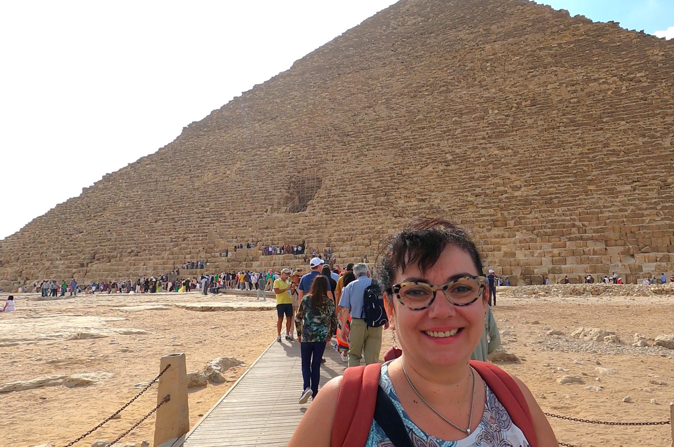En la pirámide de Keops, Guiza, El Cairo