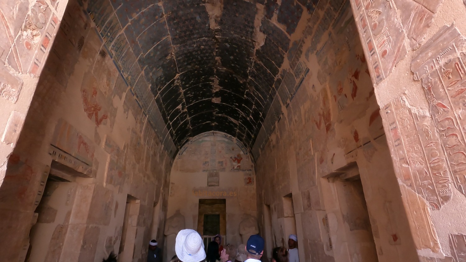 El santuario de Amón del templo Hatshepsut en Lúxor. Egipto