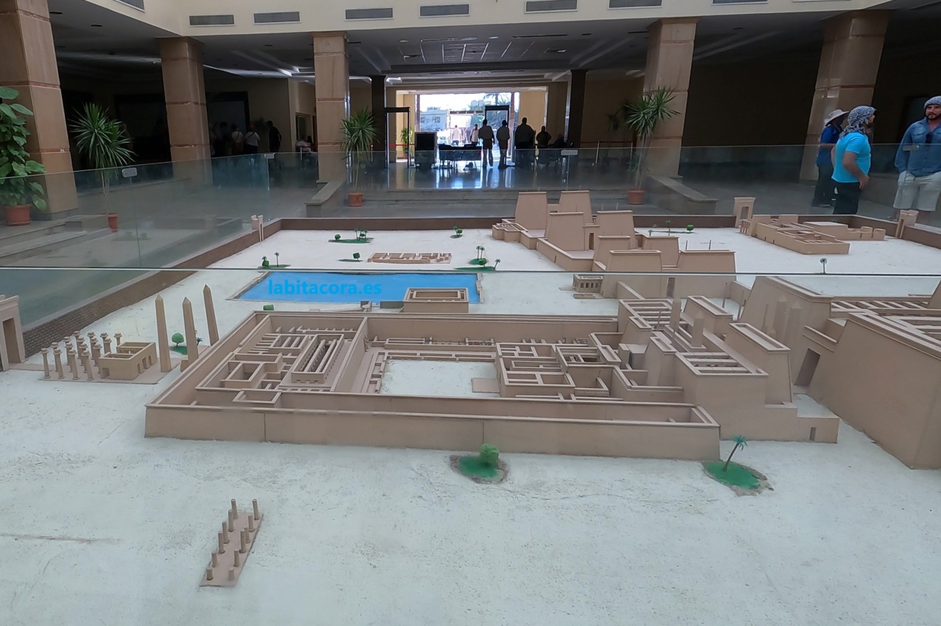 Maqueta de los templos de Karnak en el centro de interpretación de Karnak, en Lúxor