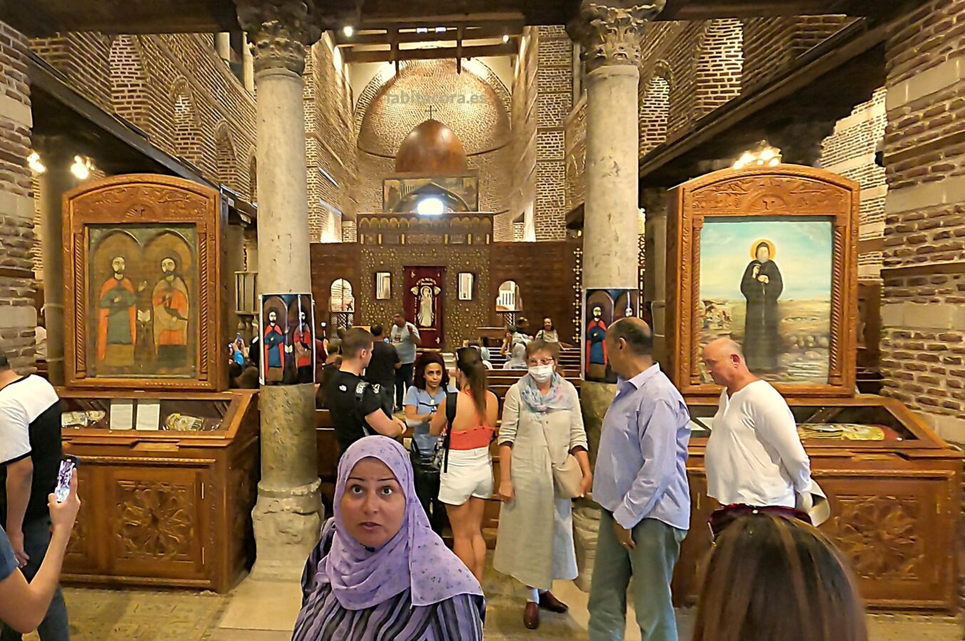 La iglesia de San Sergio y Baco (Iglesia de la cueva) en el Cairo, Egipto.
