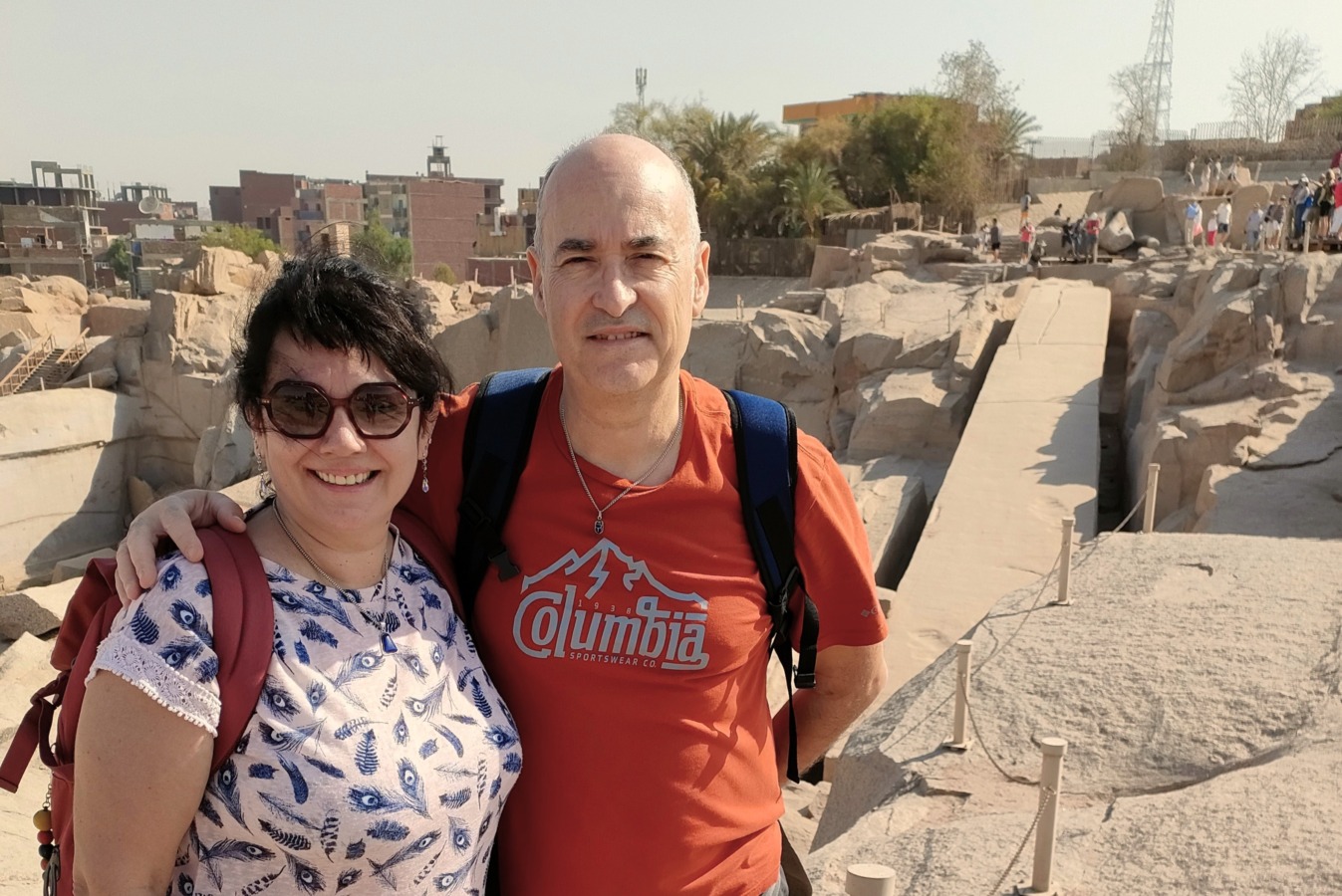 Jose y yo en la vista del Obelisco Inacabado de Asuán, Egipto.