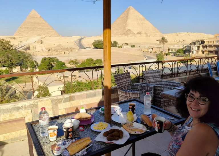 Las vistas del hotelito en Guiza a las pirámides y la Esfinge.
