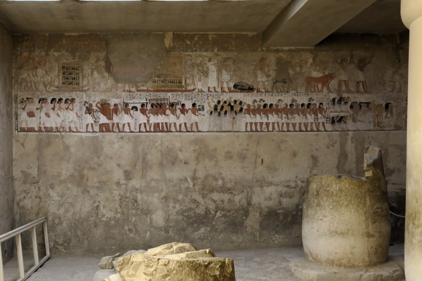 Los frescos de la tumba de Ramose, en la que se representa su propio entierro con toda la pompa, en Merit-Ptah en el Valle de los Nobles de Lúxor, Egipto. 