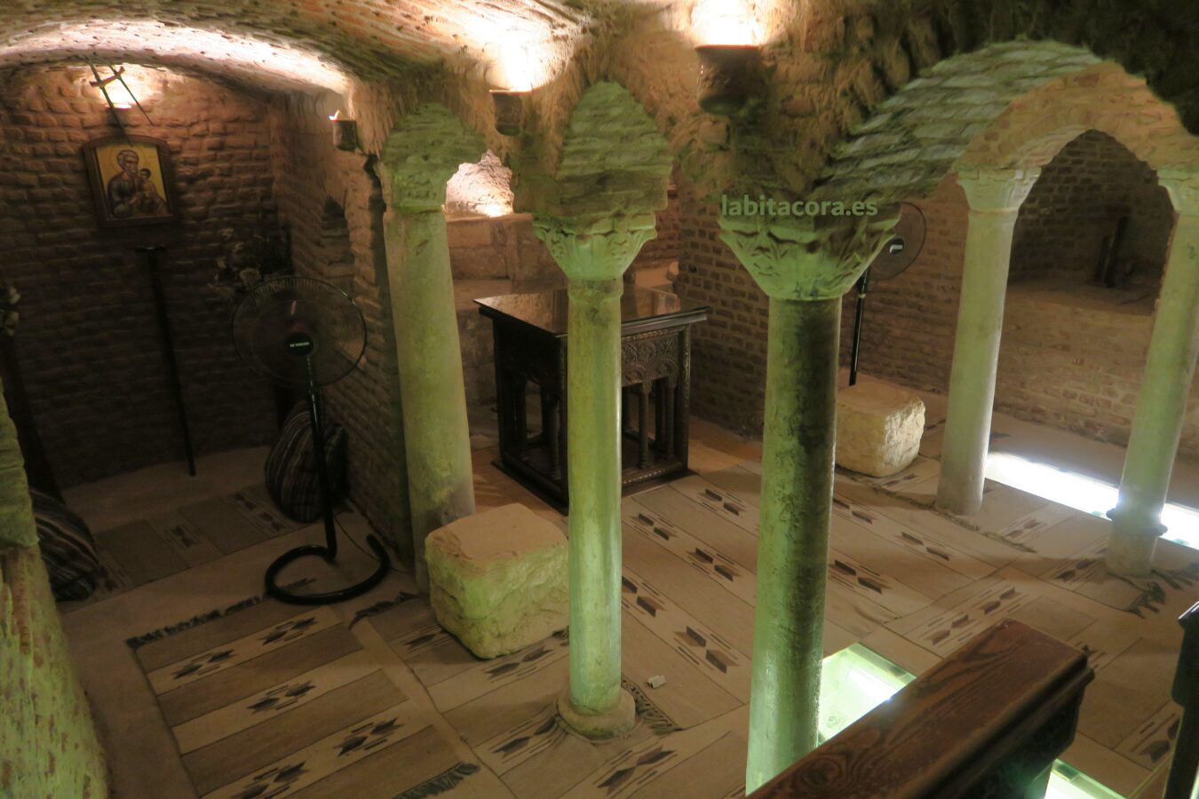 La cueva en la iglesia de San Sergio y Baco de El Cairo, en la que según la historia se refugio la Sagrada Familia.