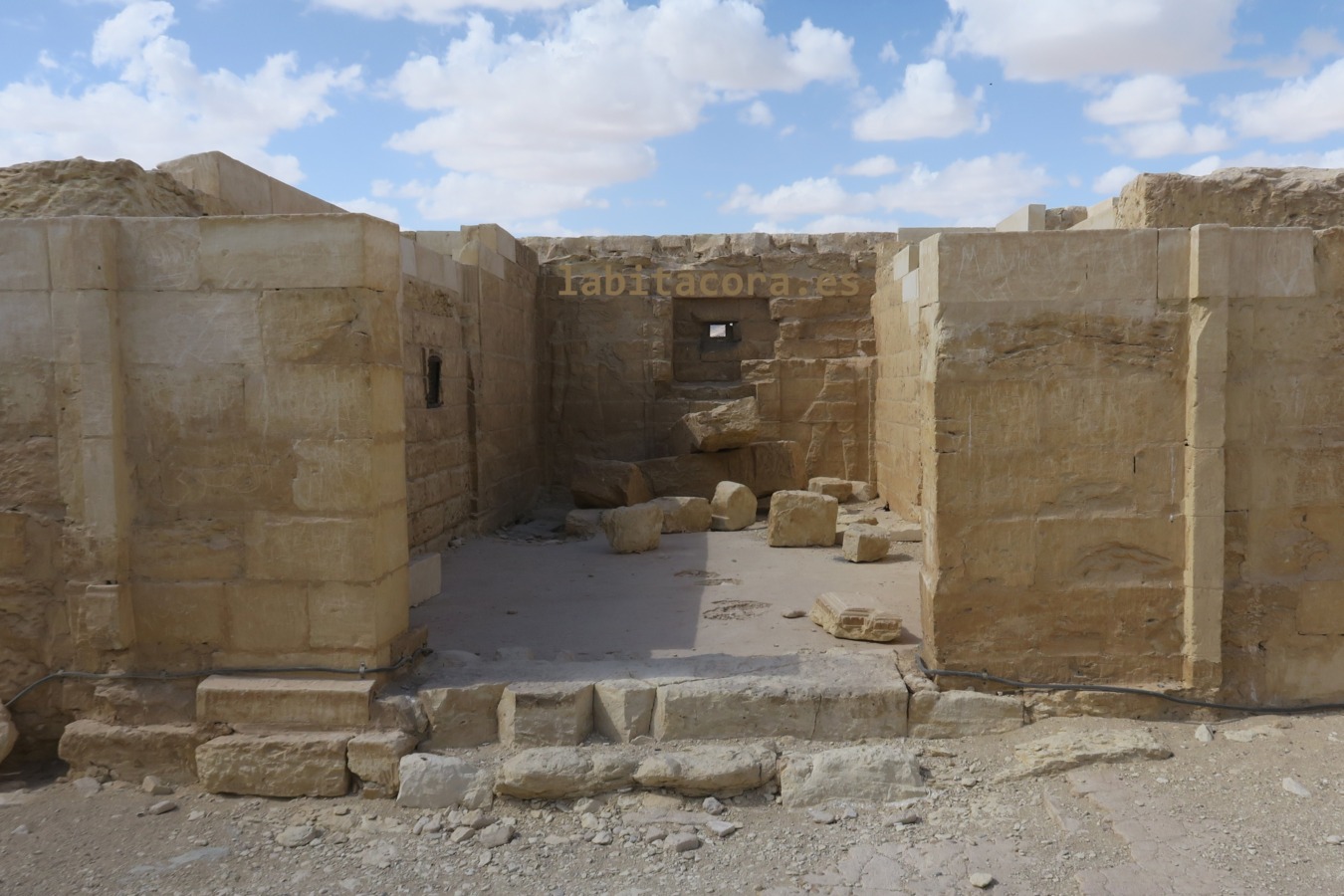 El templo de Qarun esta junto al lago Qarun, en El Fayum. Egipto.