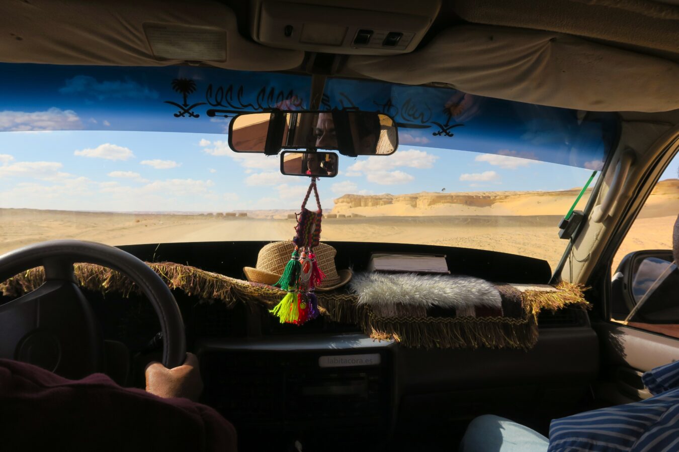 En el 4X4 llegando al Valle de las Ballenas, Egipto